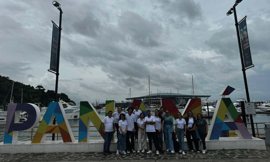 Estudiantes ingenieria en Panamá